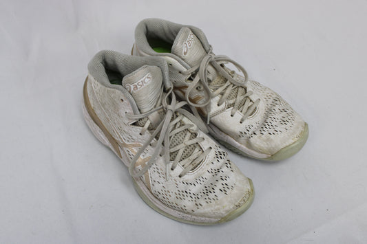 ASICS Sky Elite Volleyball Shoes, White/Gold, Women’s 8