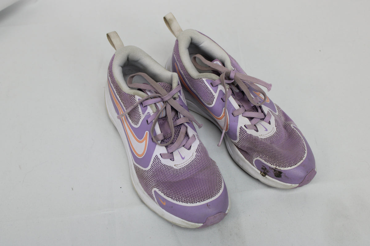 Nike Cosmic Runner Shoes, Purple, Youth 4.5