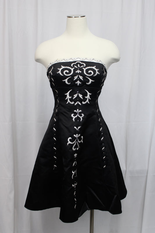 Morgan & Co Strapless Flare Corset Mini Dress, Black/White, Women’s 11/12