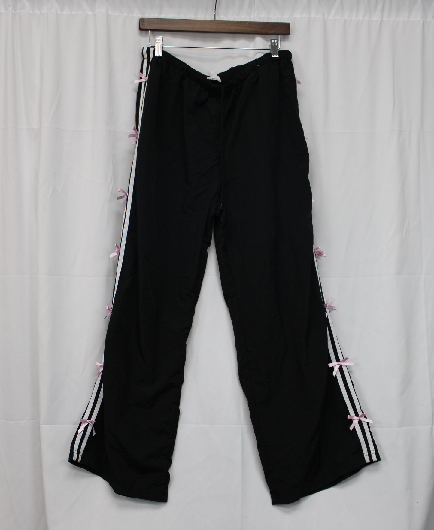 Cult Favorite Wide Leg Bow Sweatpants, Black, Women’s L