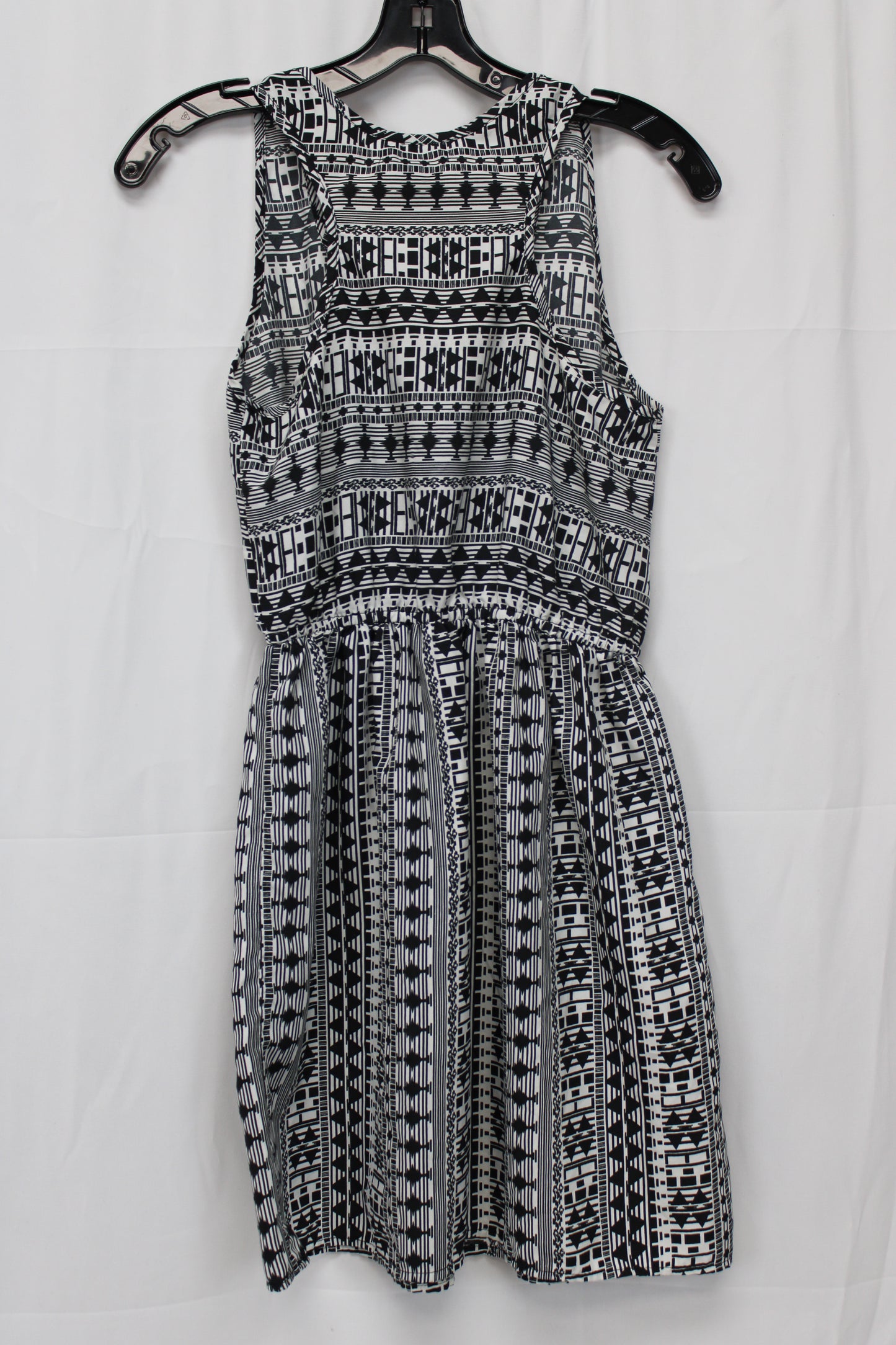 It’s Pink Sleeveless Patterned Dress, Black/White, Women’s S