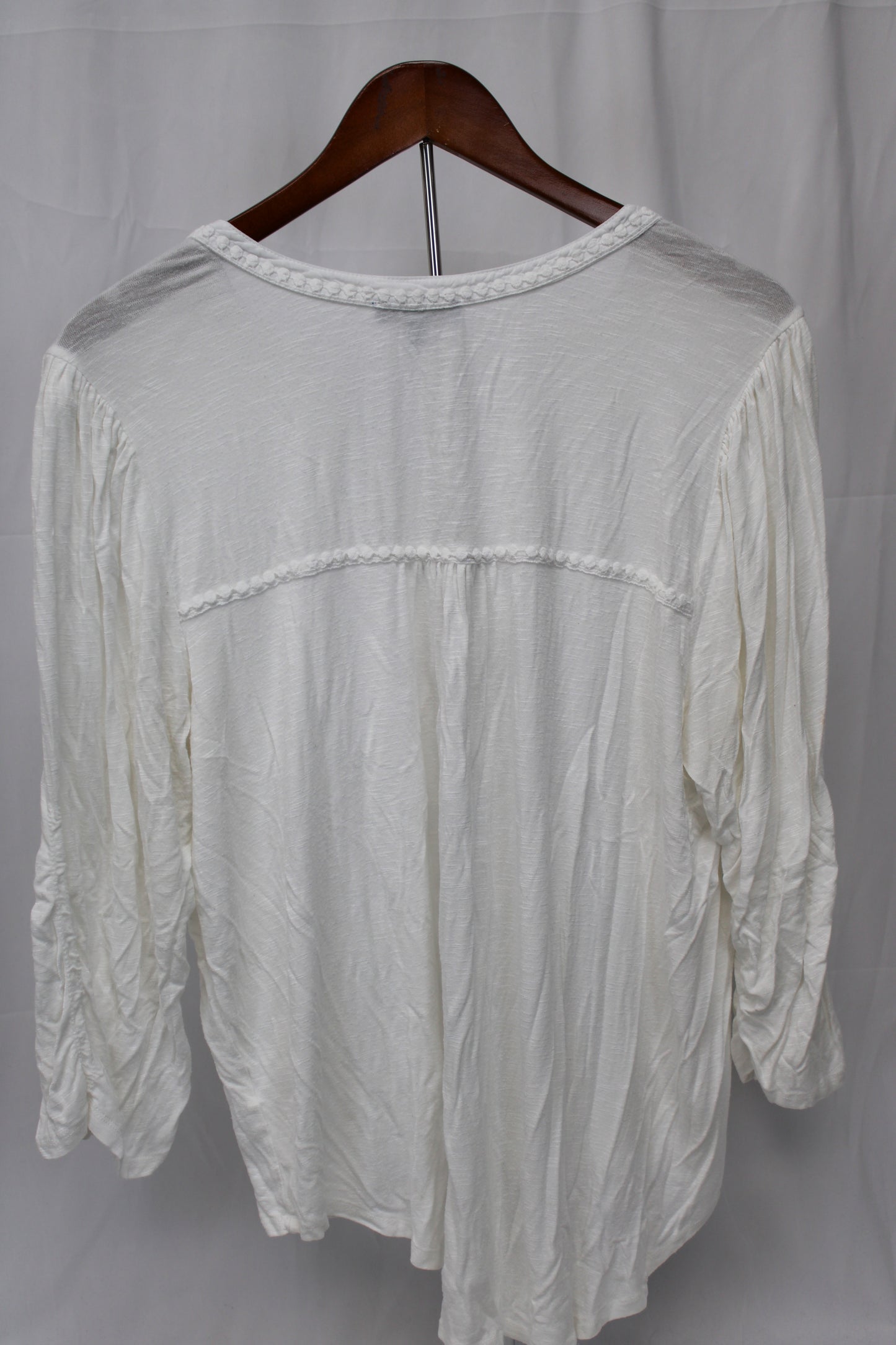 Democracy Flowy Buttoned Blouse, White, Women’s XL
