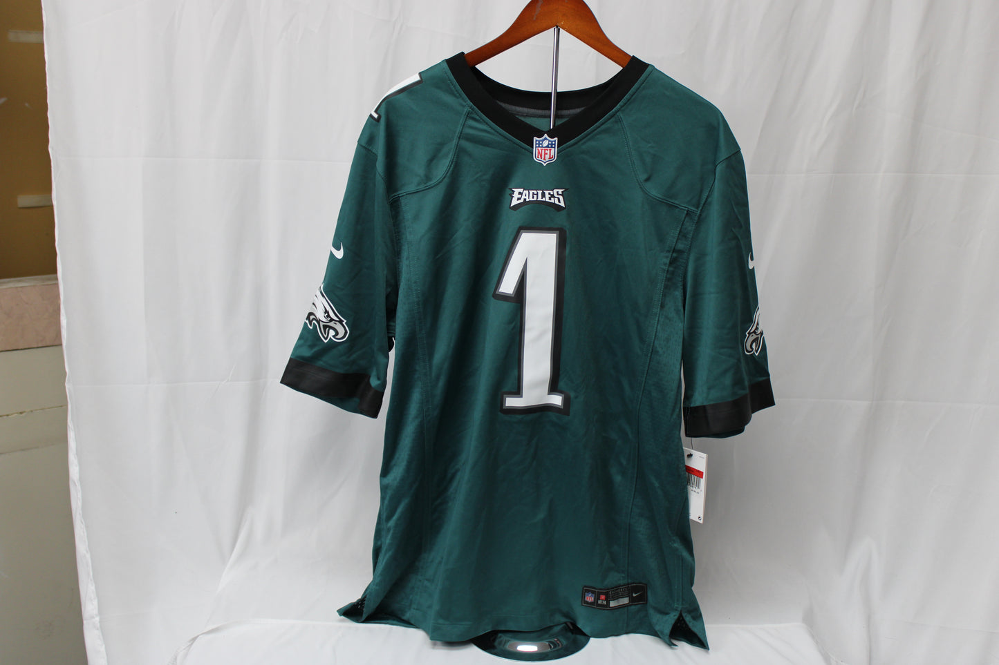 NFL Eagles Hurts Jersey, Mens L