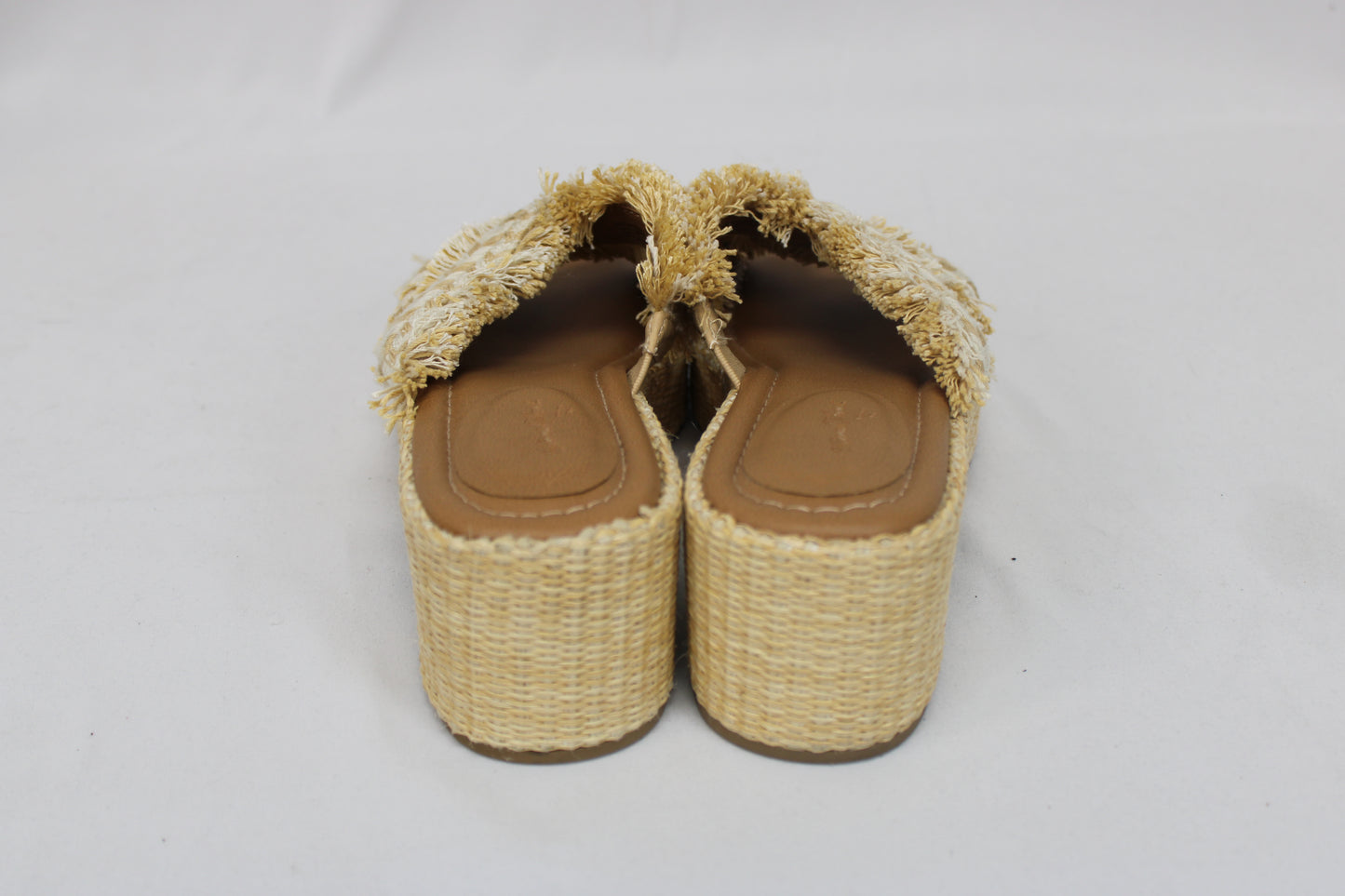 Universal Thread Woven Platform Sandals, Beige, Women’s 10