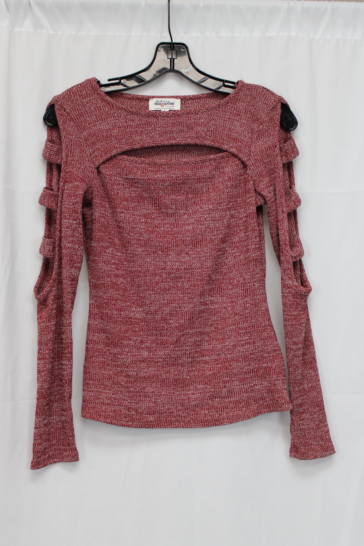 Fashion Magazine Exclusive Long Sleeve Cutout Top, Red, S