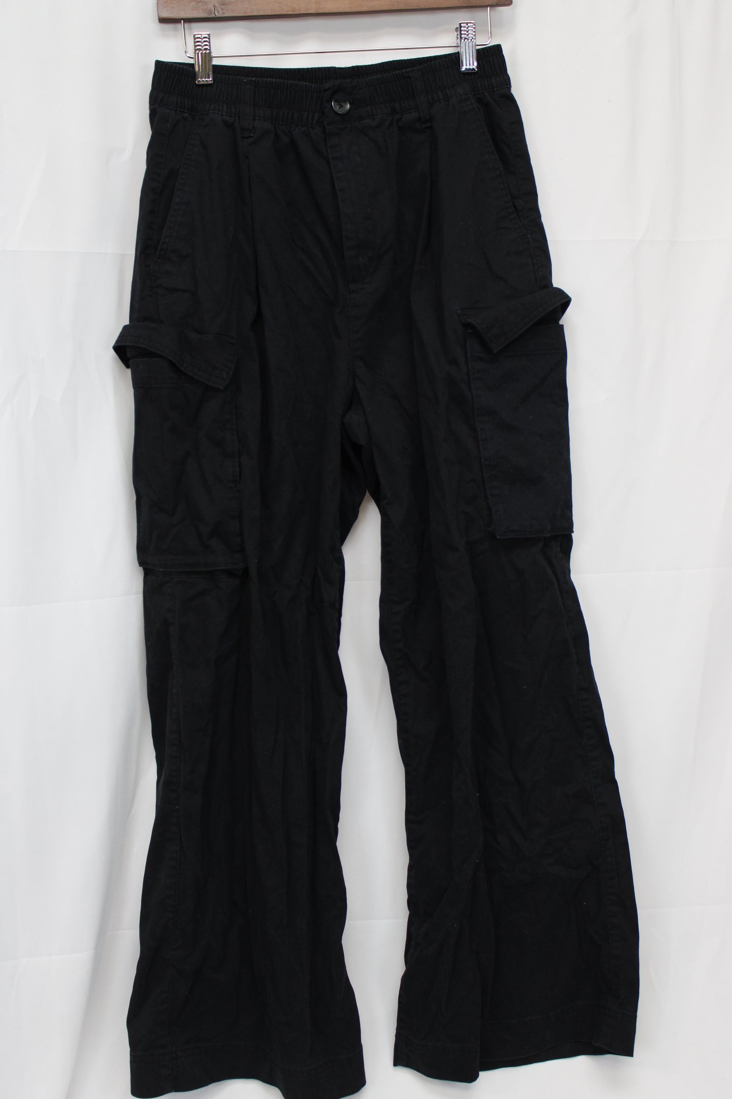 Old Navy Cargo Pants, Black, Men’s M
