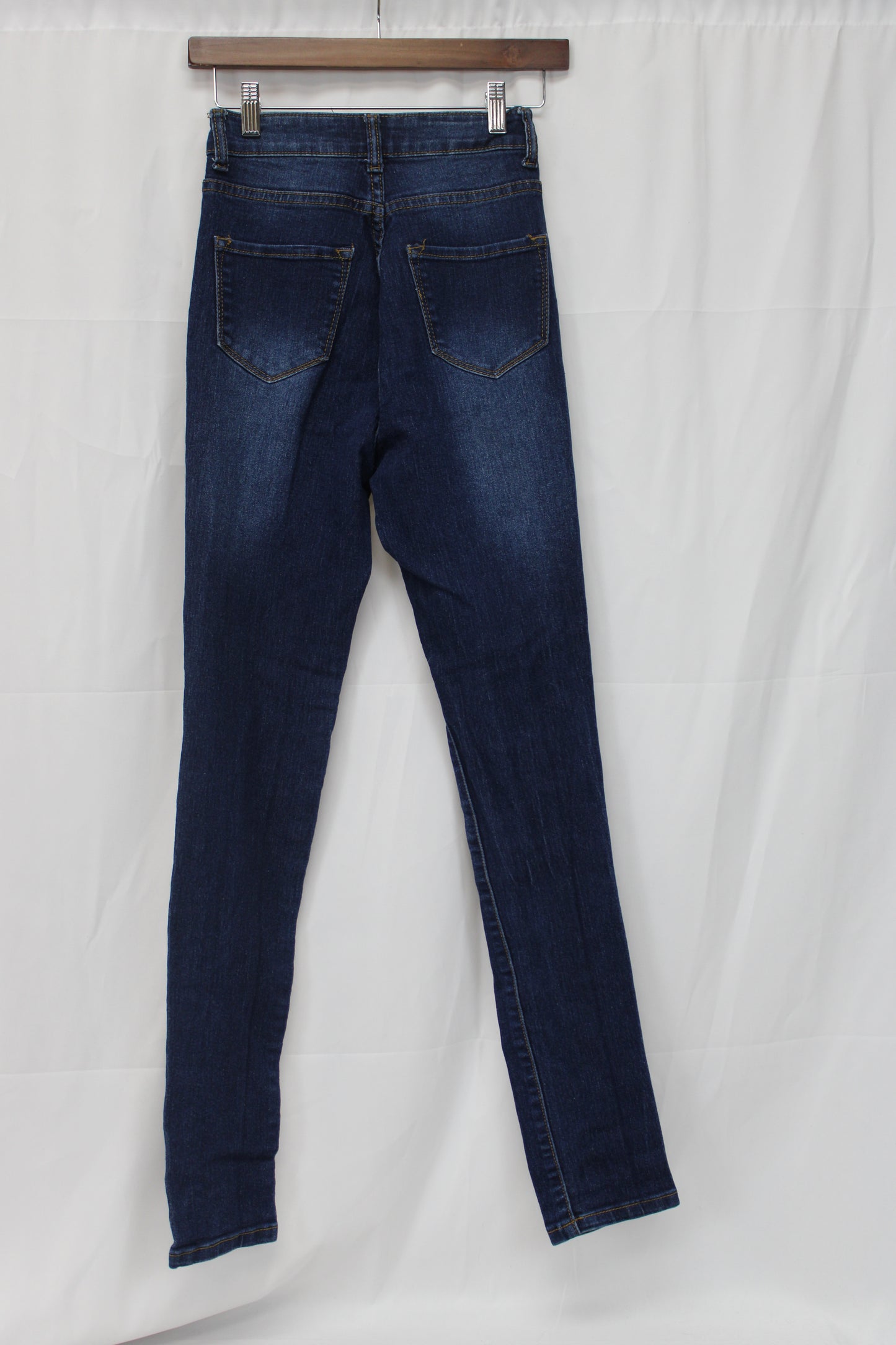 Fashion Nova Ripped Skinny Jeans, Women’s 5/6