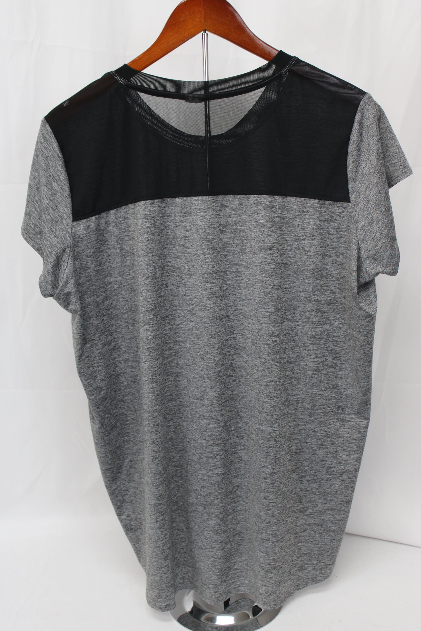 Women’s Everday Mesh T-Shirt, Gray, XL