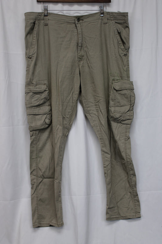 Wrangler Regular Taper Cargo Pants, Beige, Men’s 40/30