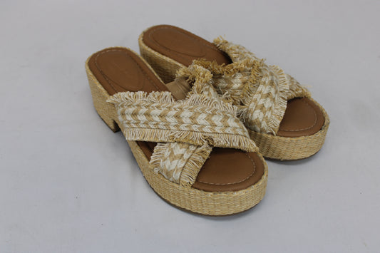 Universal Thread Woven Platform Sandals, Beige, Women’s 10