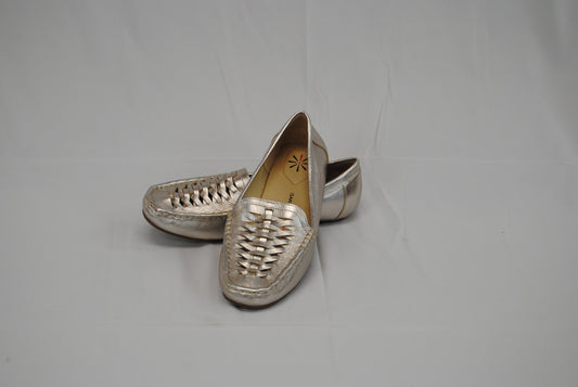 Isaac Mizrahi pewter flat loafer, women's 9