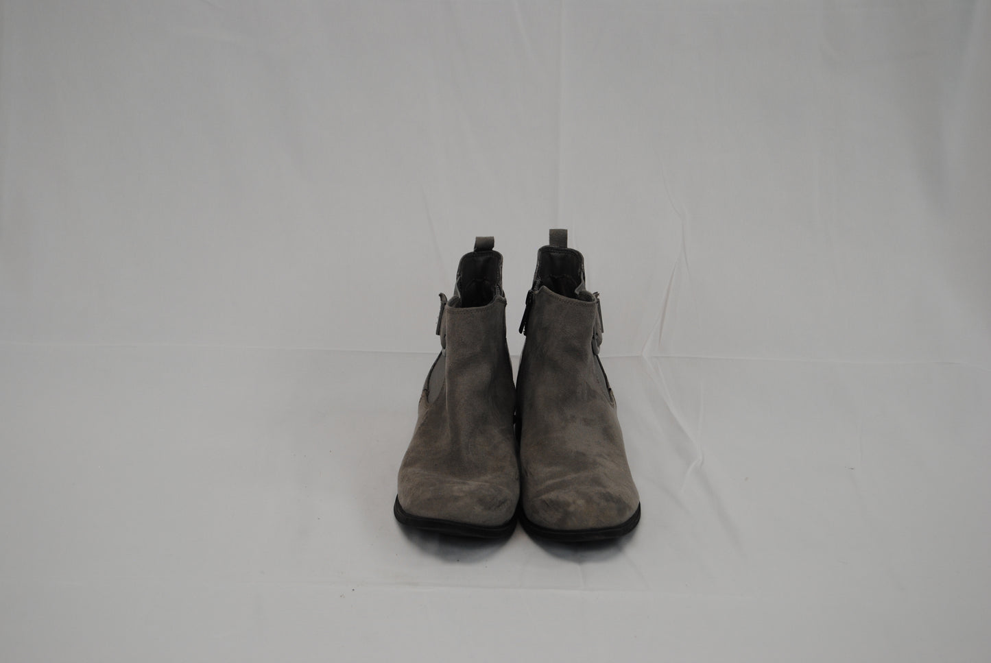 Bandolino grey suede harness ankle boot, women's 7.5