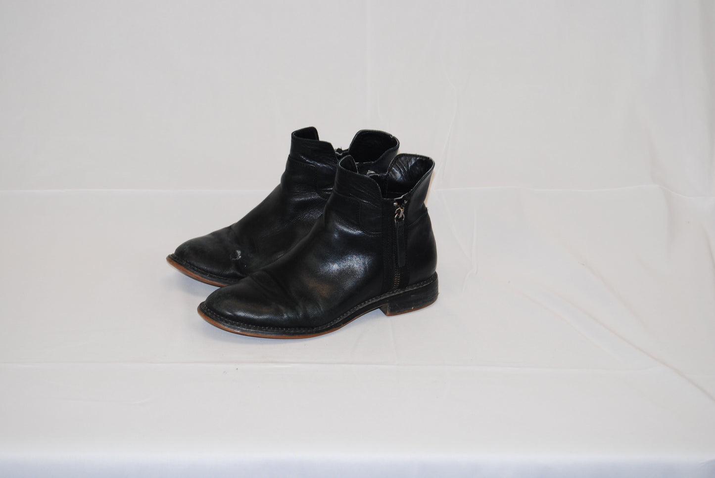 Franco Sarto black zipper ankle boot, women's 7.5