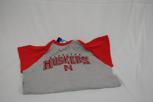 Nebraska Cornhuskers logo tee, quarter sleeve, Men's XL (new)