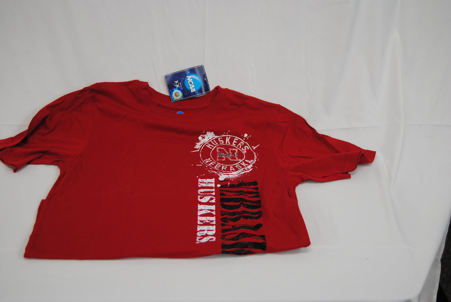 Nebraska Huskers graphic tee, red/blk, Youth XXL (16/18) (new)