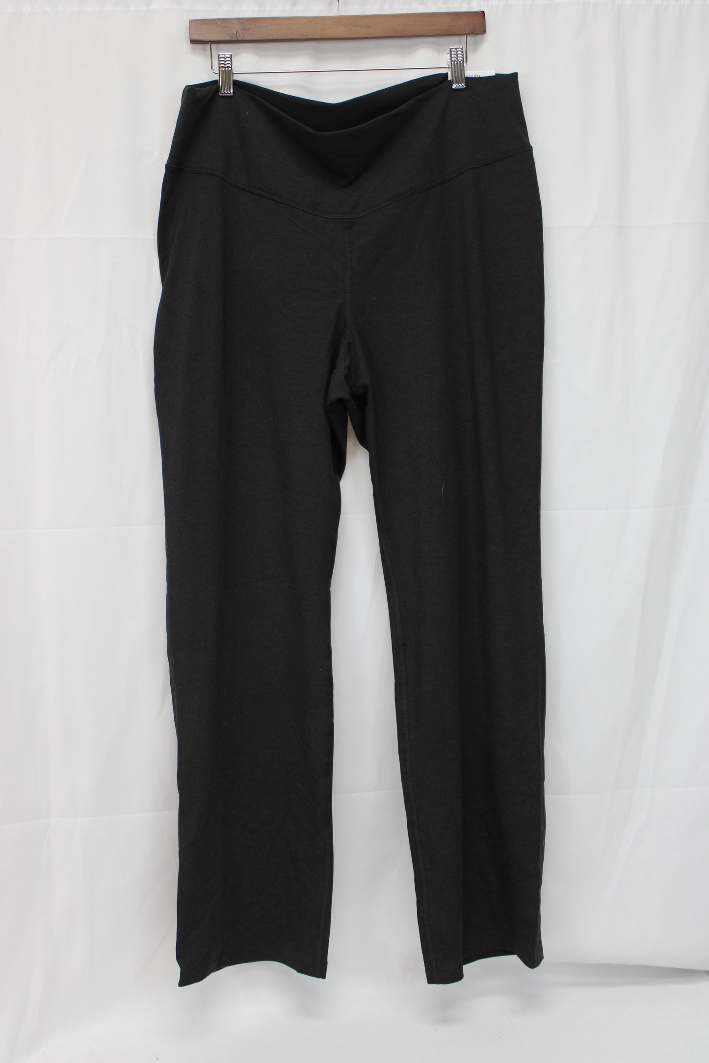 Old Navy Active Extra High Rise Slim Bootcut Leggings, Black, Women’s XXL