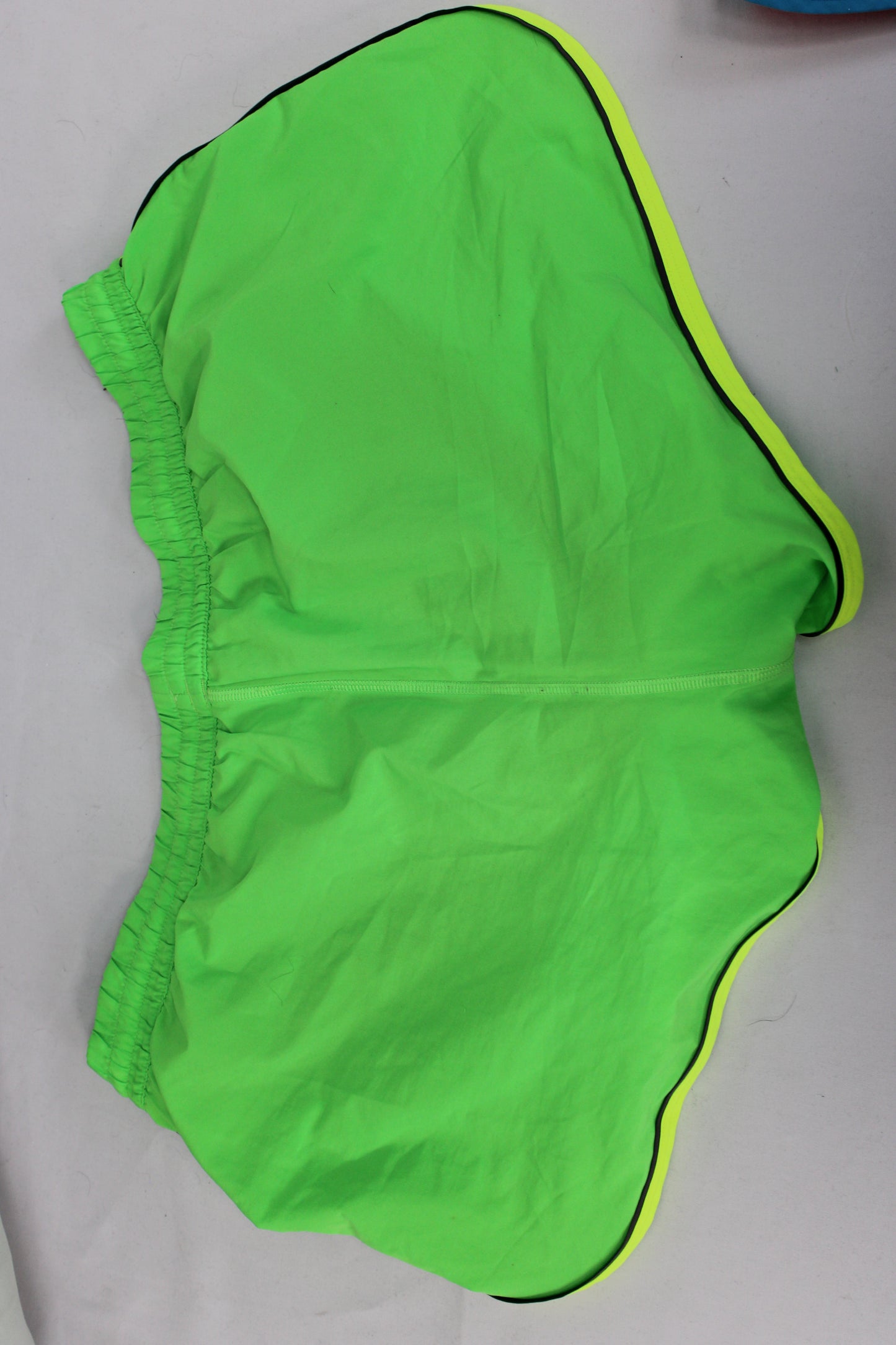Nike/Under Amour Athletic Shorts Bundle(2), Green/Coral, Women’s L