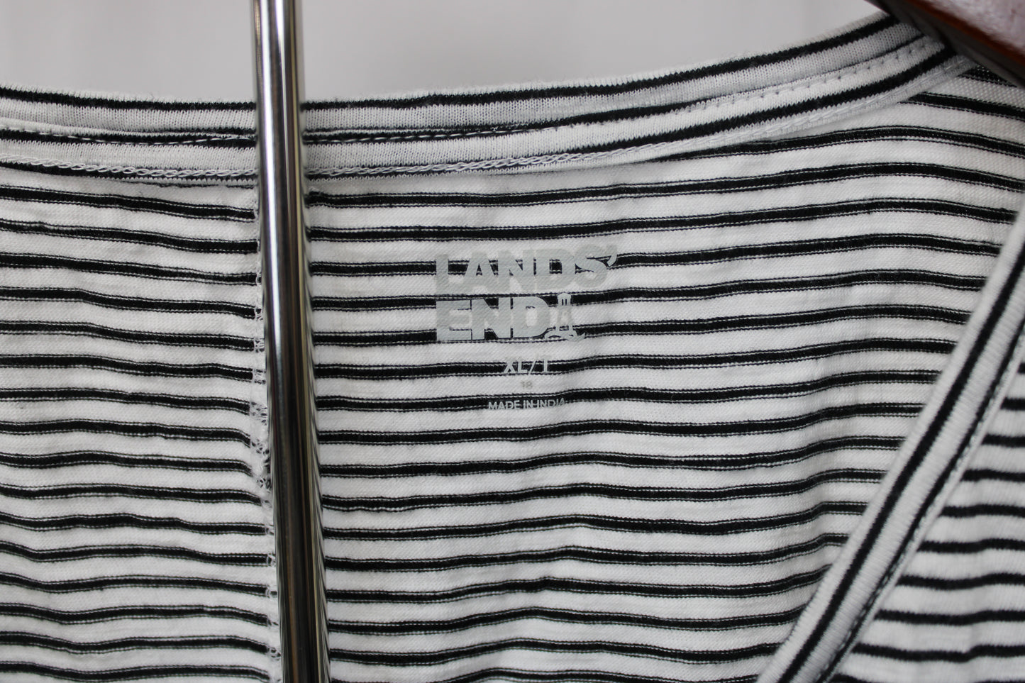 Land’s End Button Up Striped Tank Top, Black/White, Women’s XL