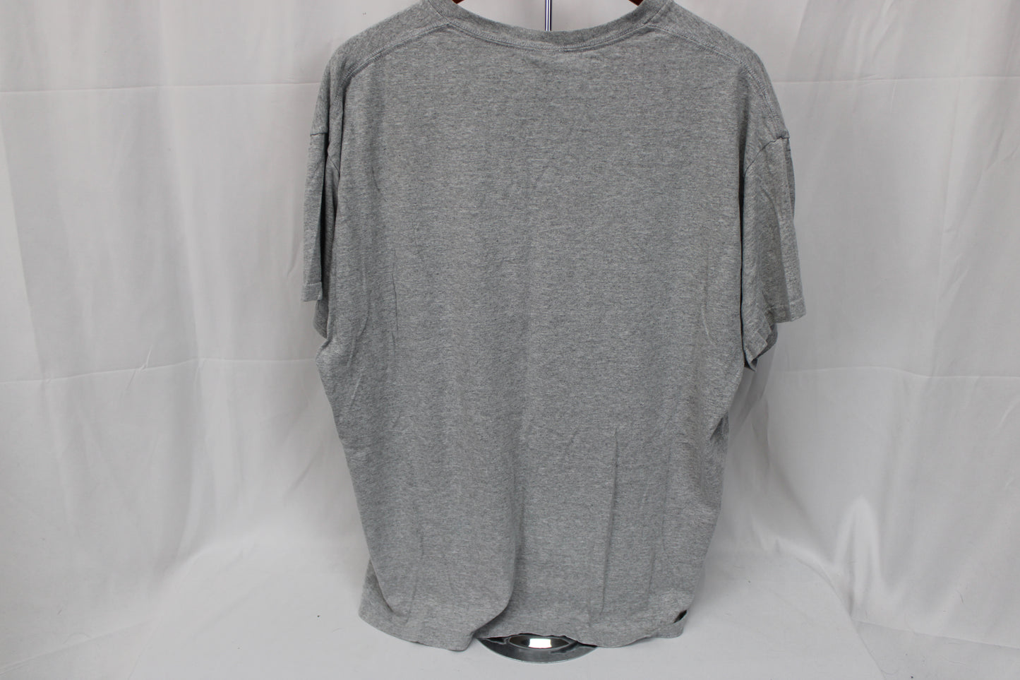 Gildan Go Taylor’s Boyfriend T-Shirt, Gray, Unisex L