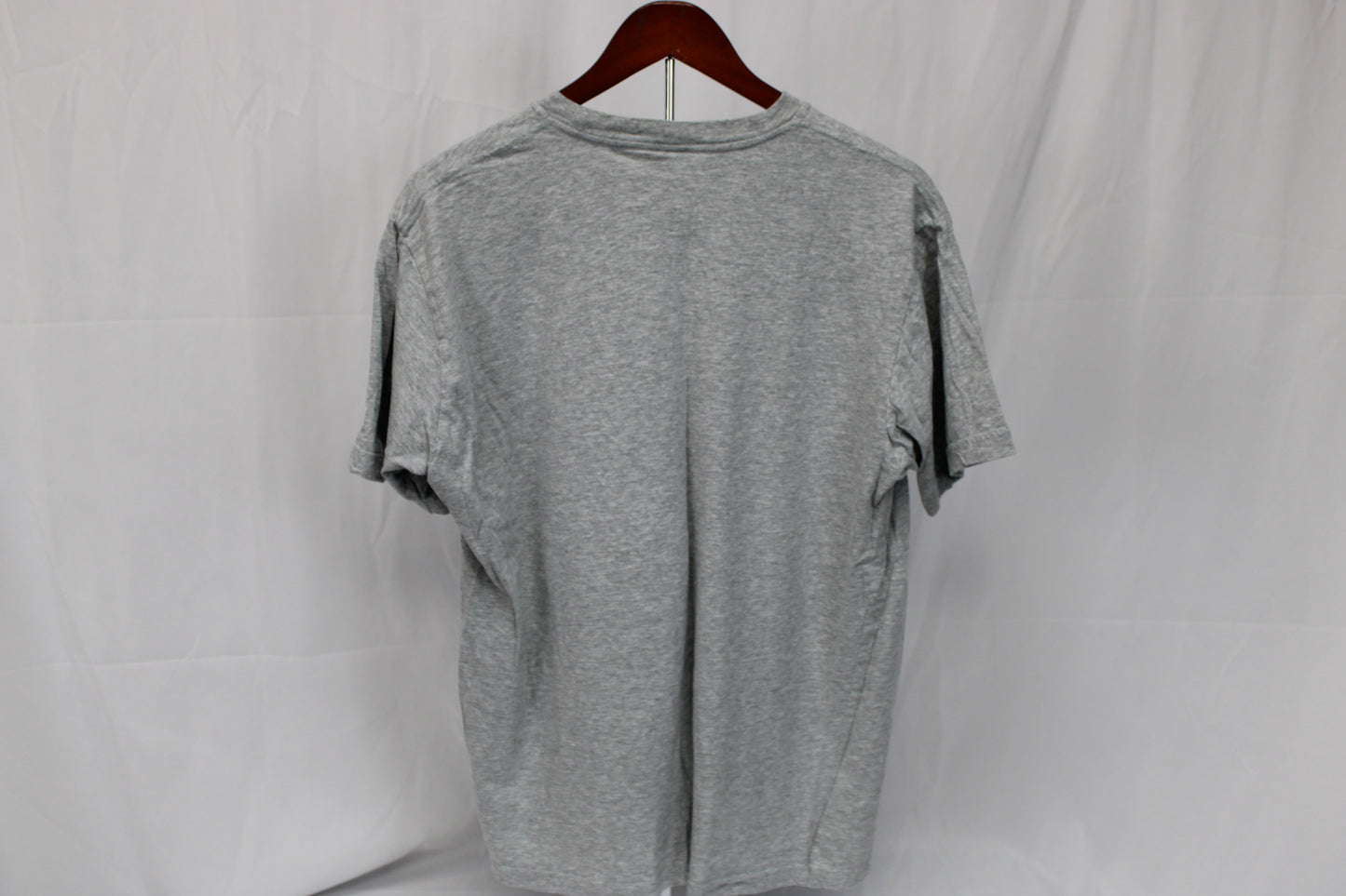 Know Wear University of Wyoming Logo T-Shirt, Gray, Men’s L
