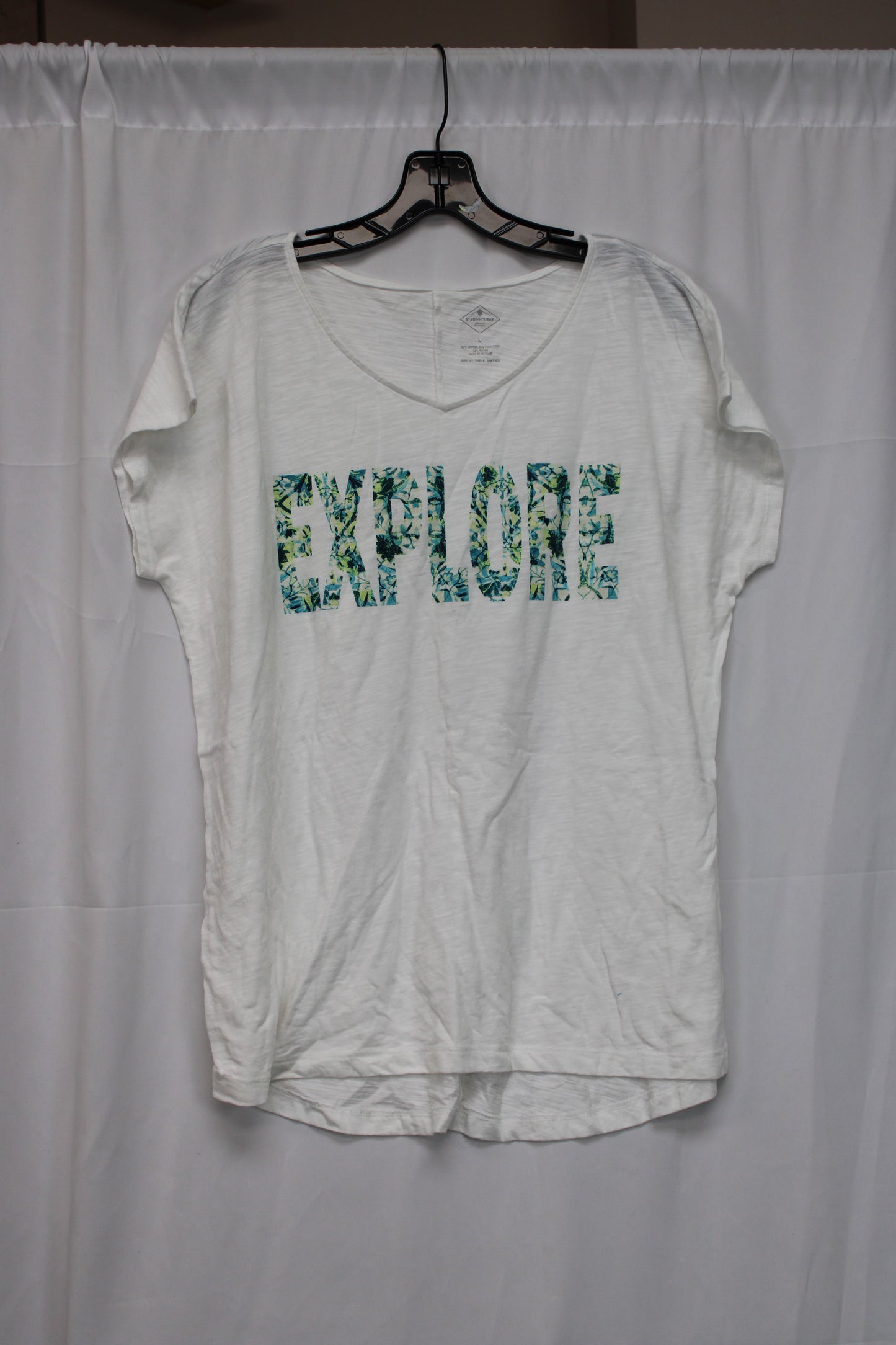 St. John’s Bay Short Sleeve Explore Shirt, White, Women’s L