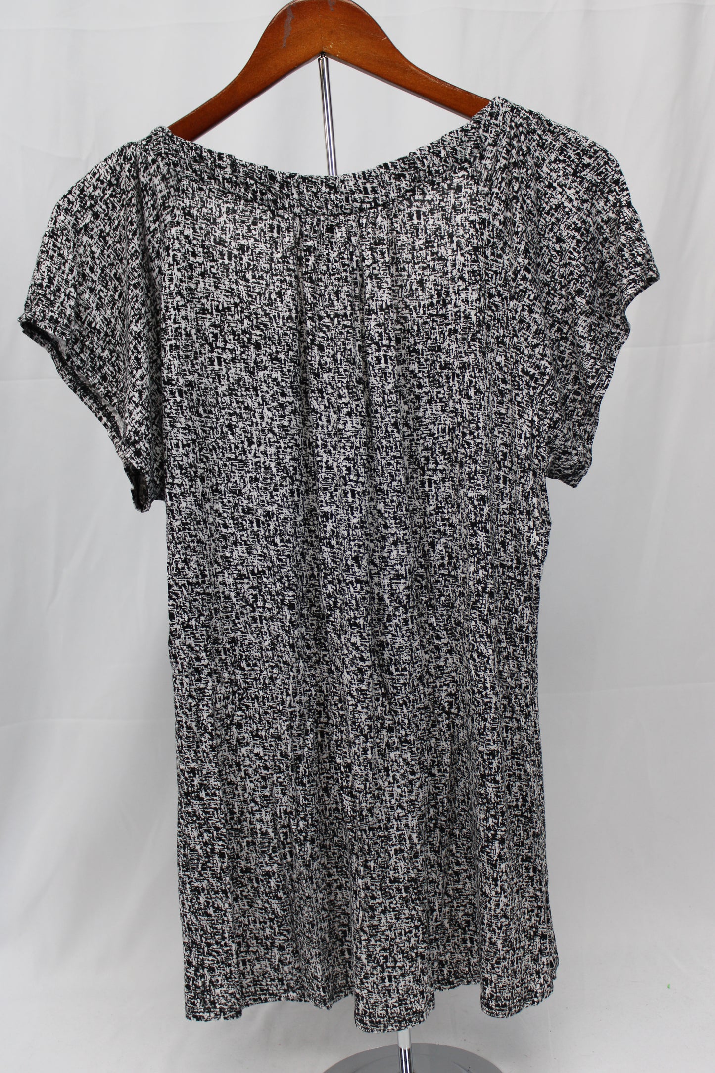 Covington Short Sleeve Patterned Blouse, Women’s L