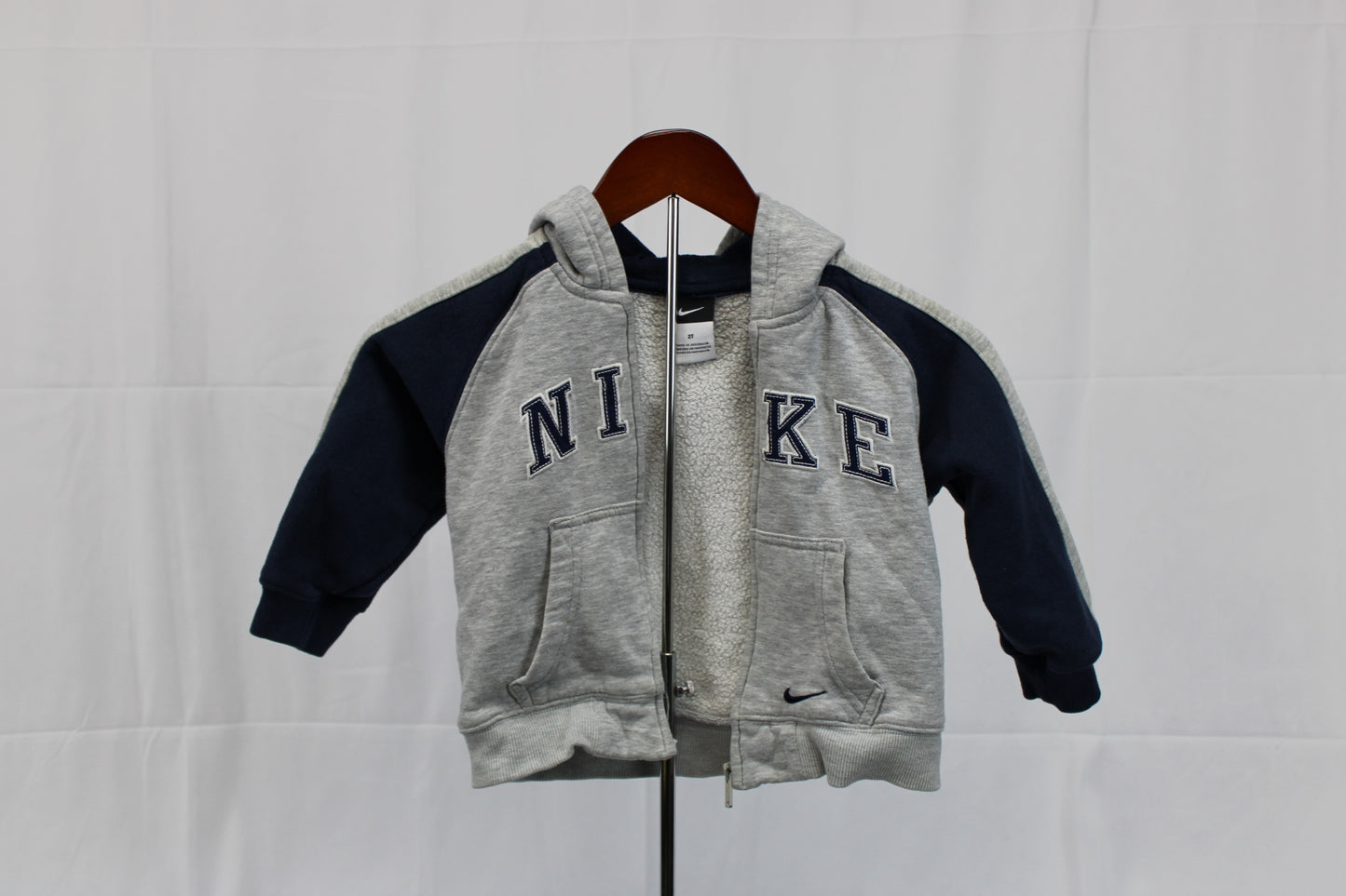 Nike Full Zip Grey/Black Hooded sweatshirt, 2T