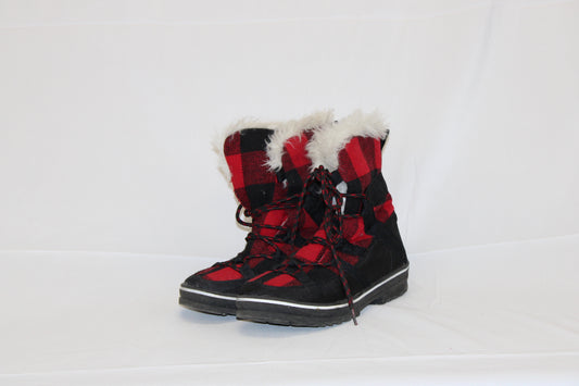 Maurice's Wendy faux fur-lined snow boot, Women's size 7.5