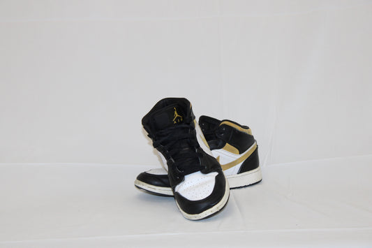 Nike Air Jordan 1 Mid, black/university gold, Youth size 5.5