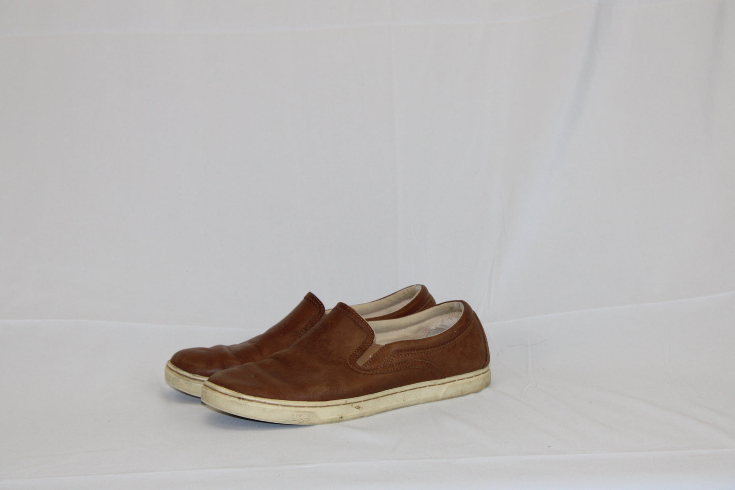 Ugg Fierce brown leather slip on loafer, Women's size 9