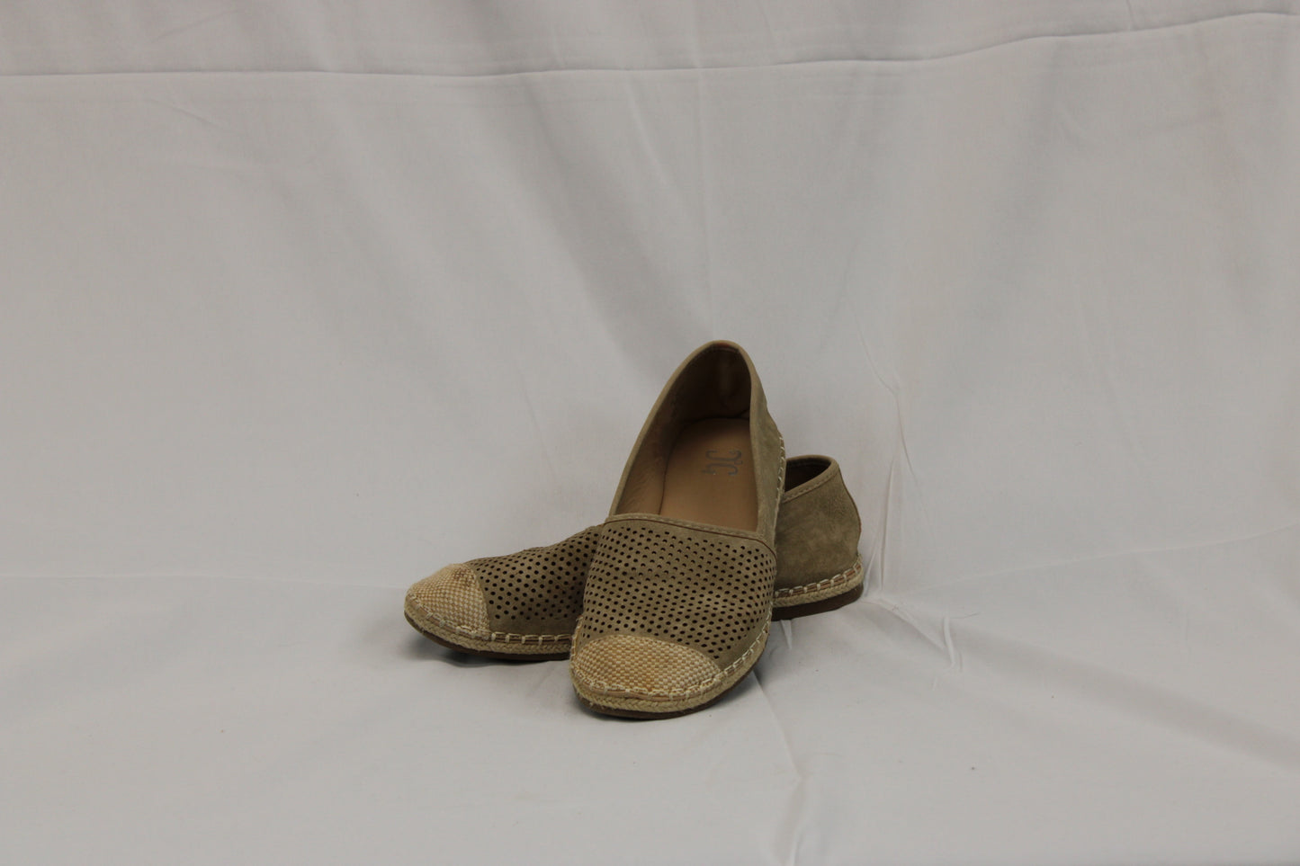 Dolce Vita Elias suede suede slip-on, tan, Women's size 9