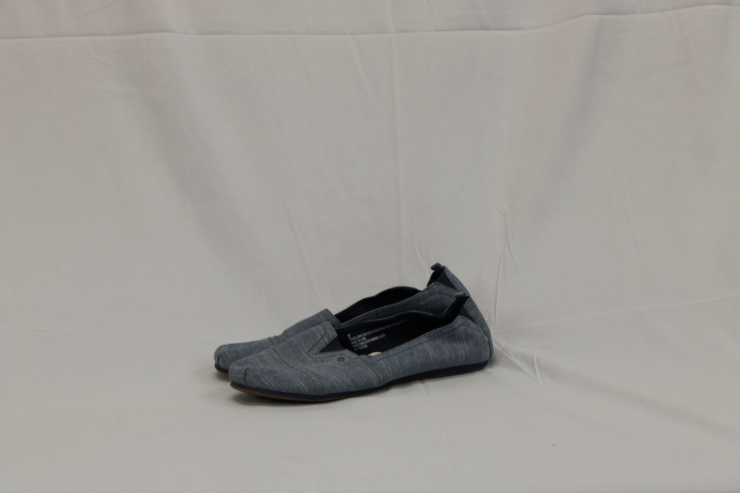 Mad Paw slip-on loafer, denim blue, Women's size 9