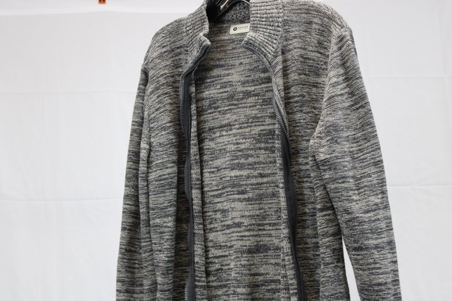 Haggar full zip sweater, taupe, Men's Med