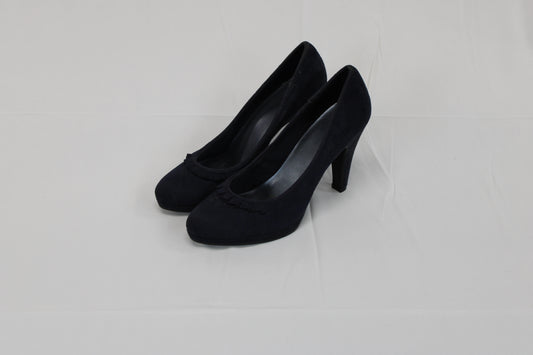 Fioni suede navy blue pump, Women's 10