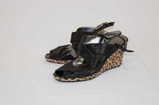 Kenneth Cole Knock Loud peep toe sandal w/ ankle strap, cheetah, Women's 8.5