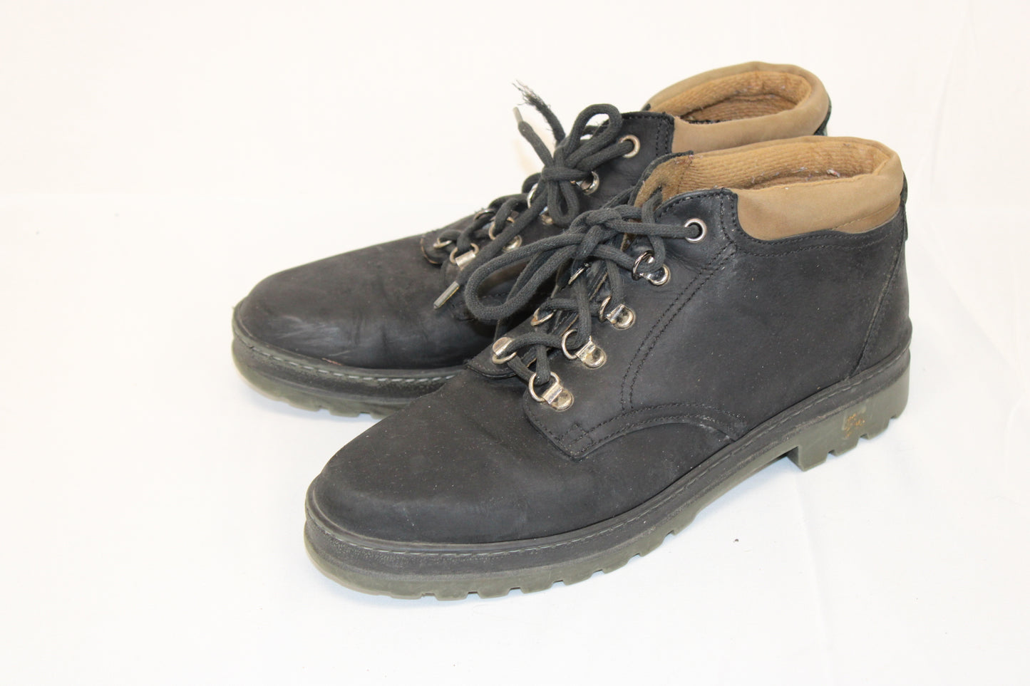 Nine West leisure walking boot, black leather, Women's 8.5