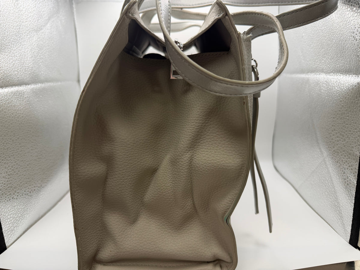 Urban Expressions Gray Purse