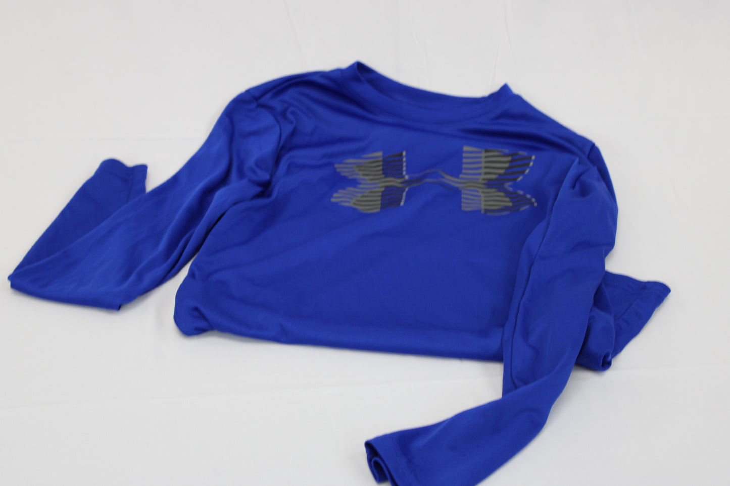 Under Armour Heatgear long sleeve t-shirt, blue, Boy's M