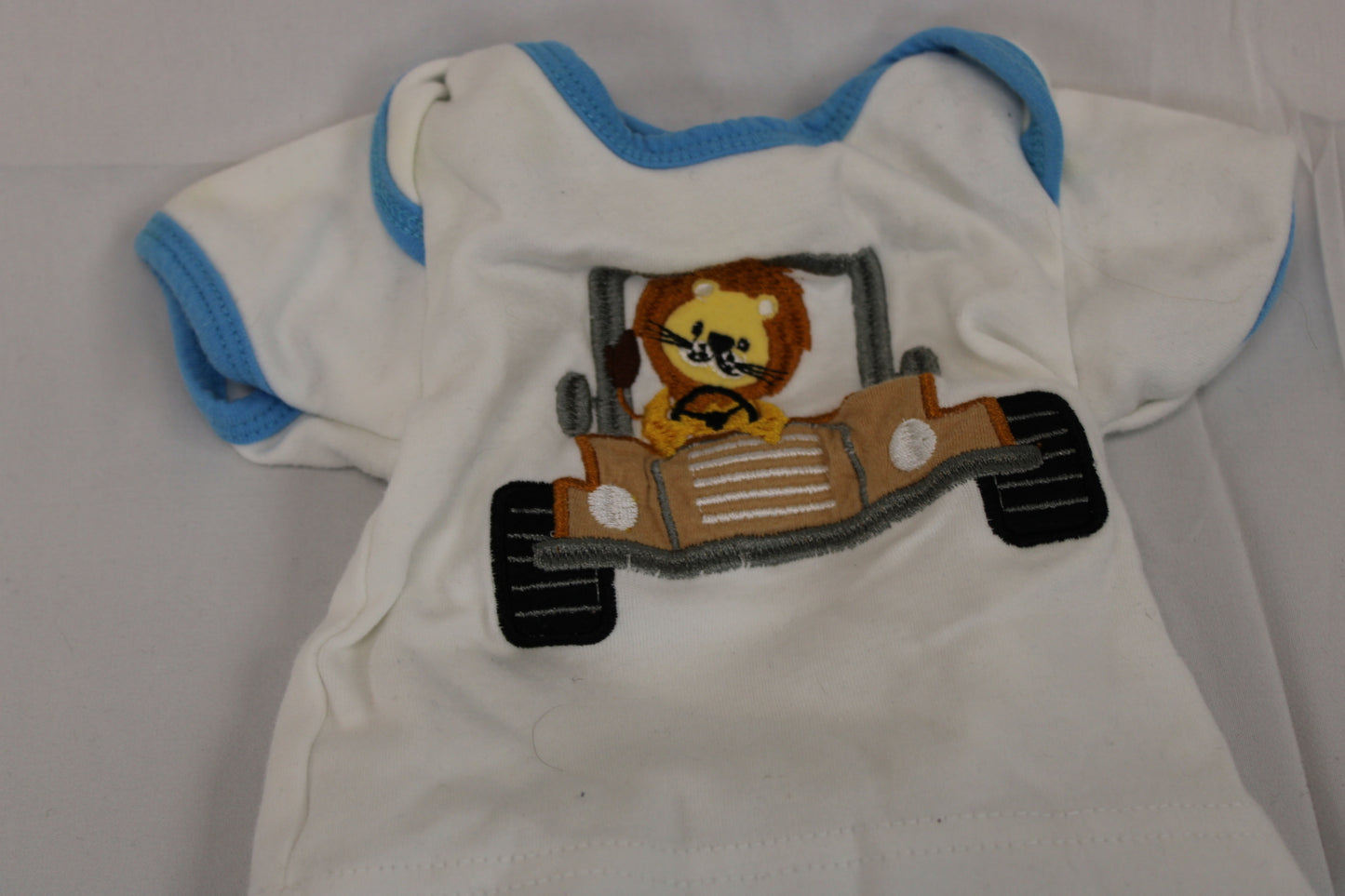 Lion 2 piece shirt & pant set, NB