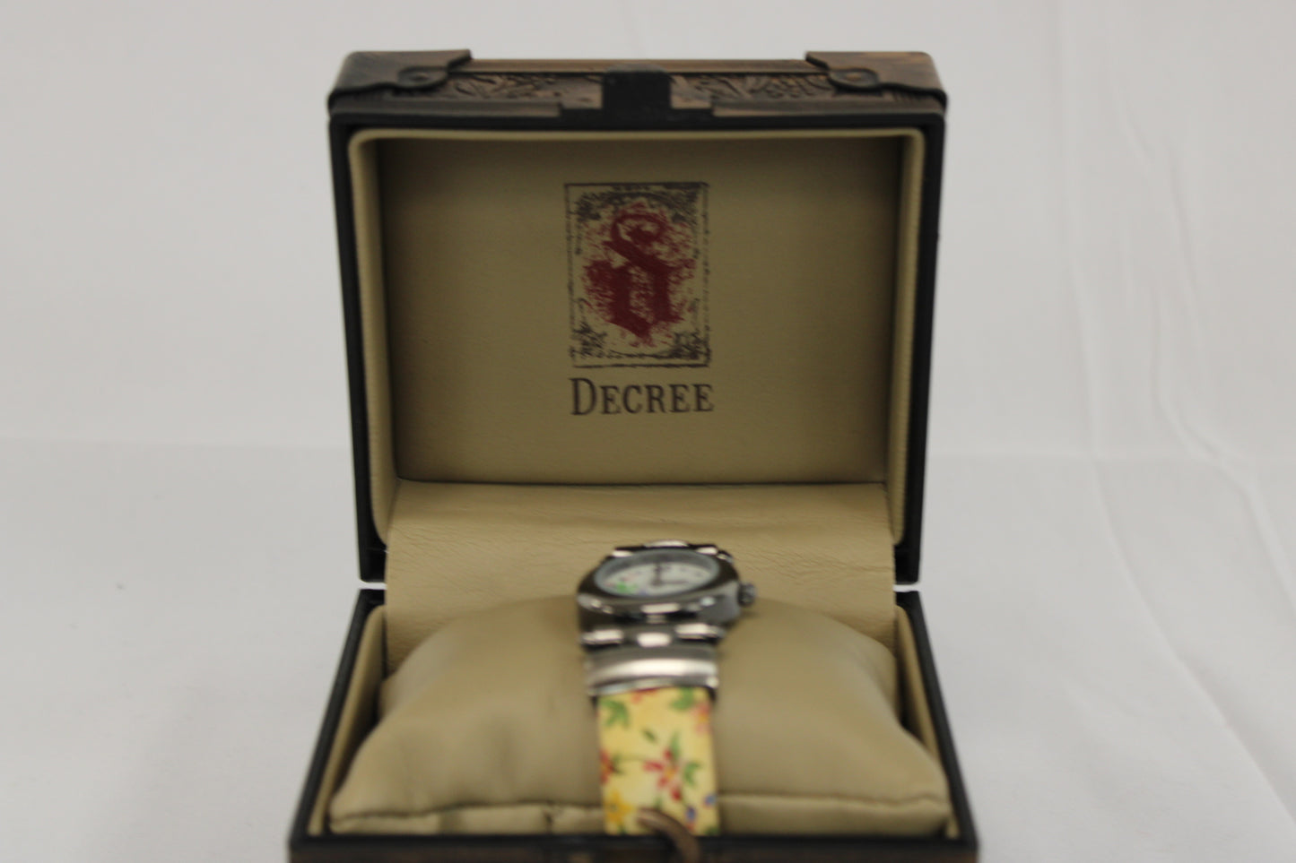 Decree women's watch, floral band, w/ box