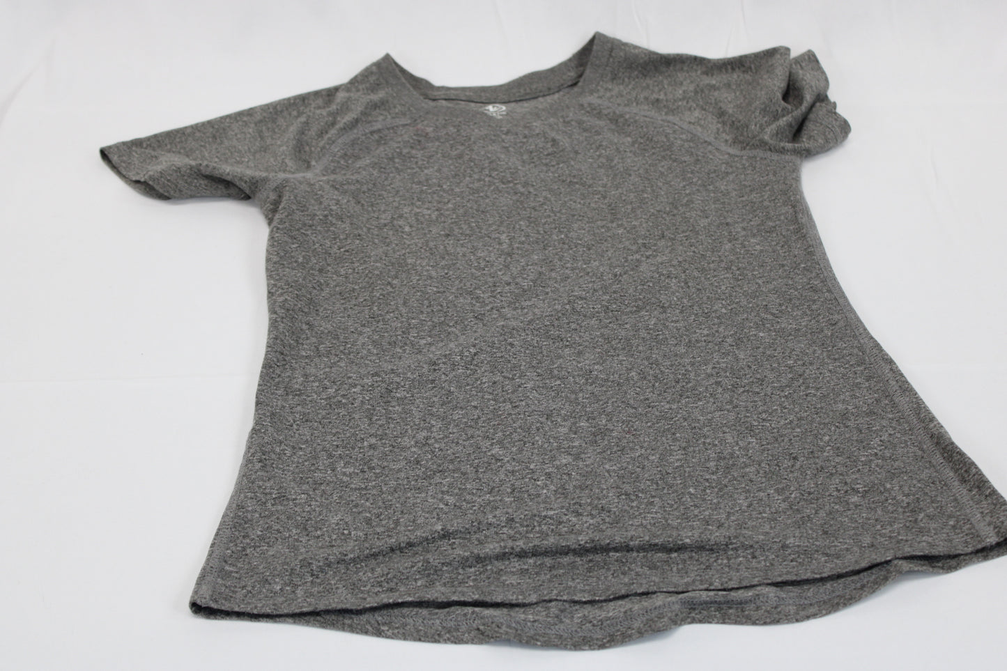 Athletic Works moisture wicking semi fitted workout t-shirt, Women's S