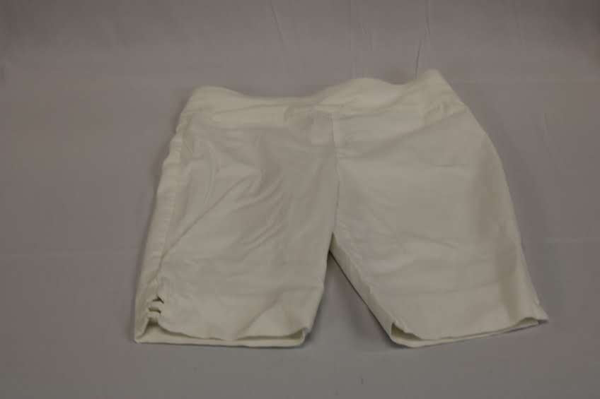 Ruby Rd flat front bermuda short, white, Women's 6 petite