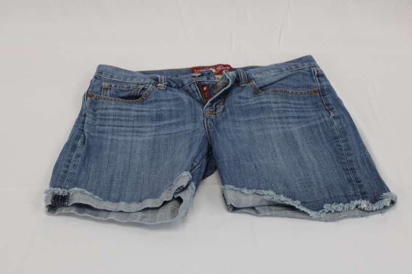 Lucky Brand light wash Abbey denim short, 26
