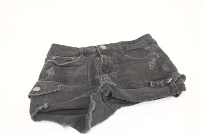 Time & Tru denim cargo short, black, Women's 4