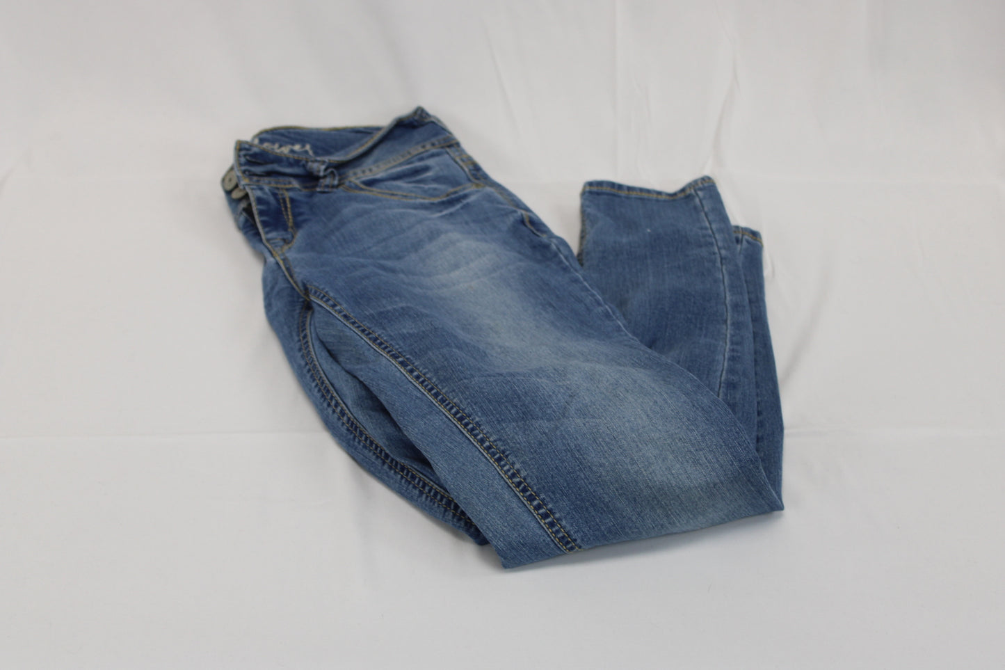 Wallflower light wash skinny jeans, Women's 7