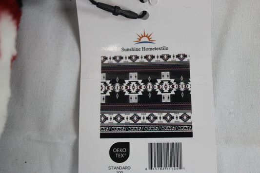 Tribal patterned fleece throw blanket, white/red