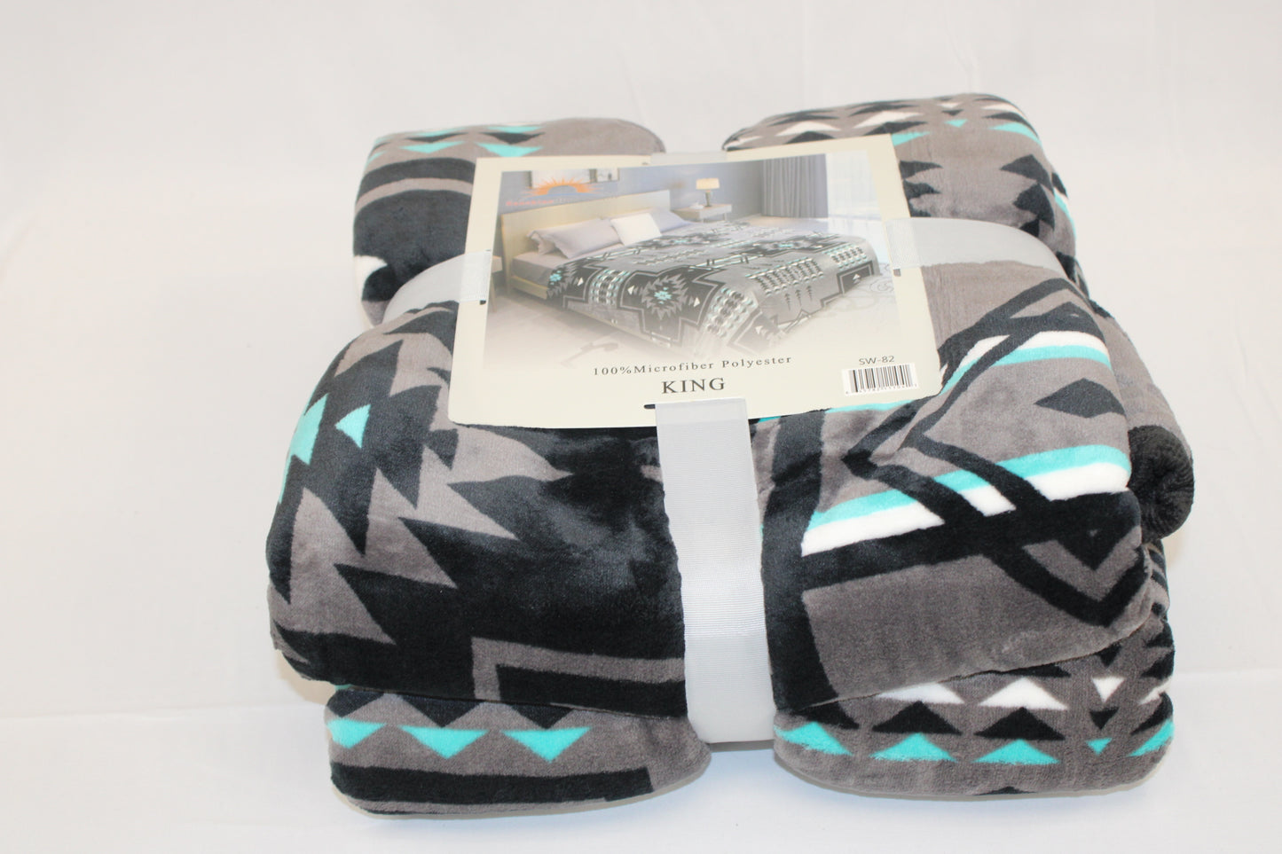 Tribal patterned King fleece blanket, gray/blk