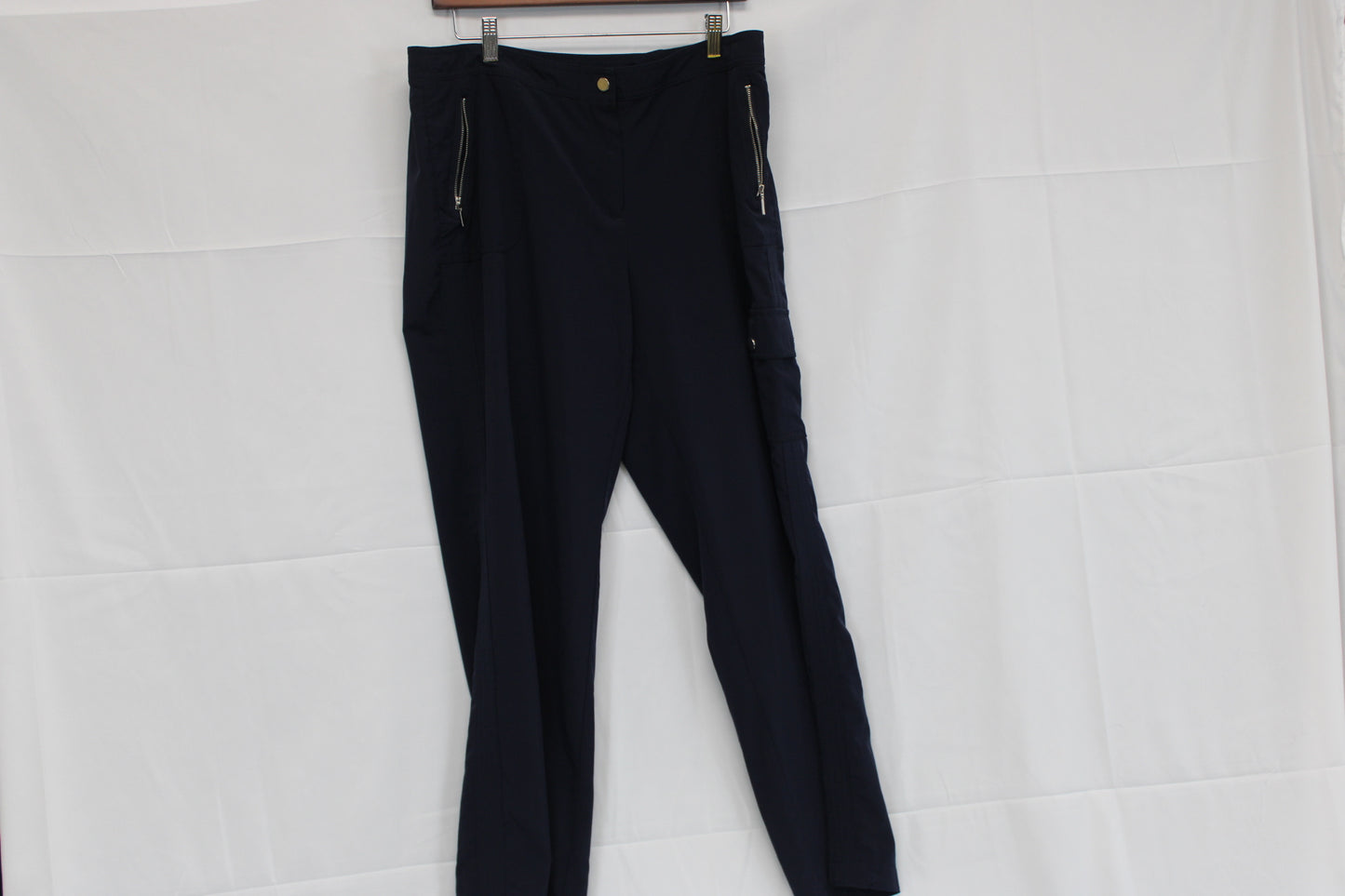 Chico's breathable nylon trousers, navy, Women's XL (16)