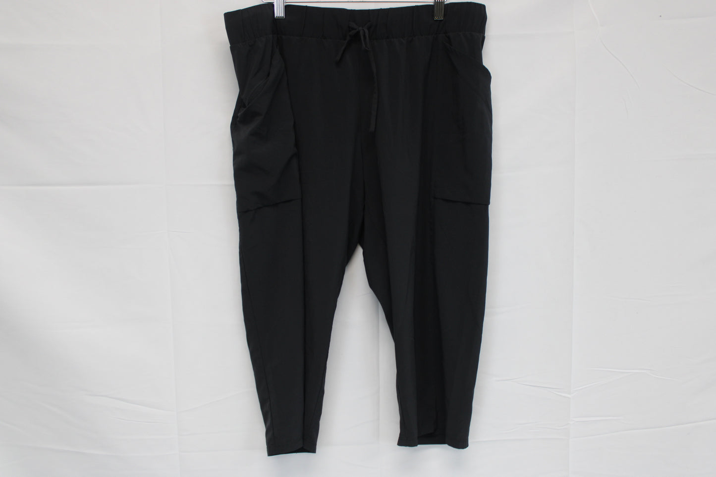 All in Motion moisture wicking polyester workout capris, Women's XL