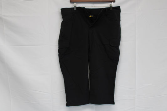 Eddie Bauer nylon moisture wicking capris, Women's 16